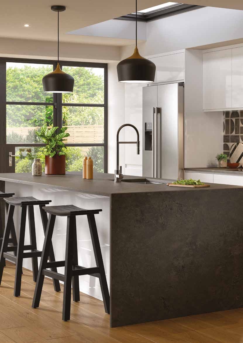 Jayline — Supergloss White kitchen