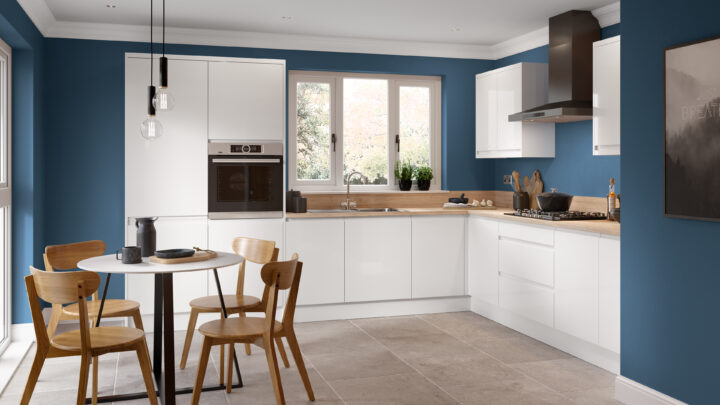 J-Pull kitchen — SuperGloss White