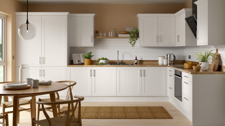 Standard Shaker kitchen — UltraMatt White